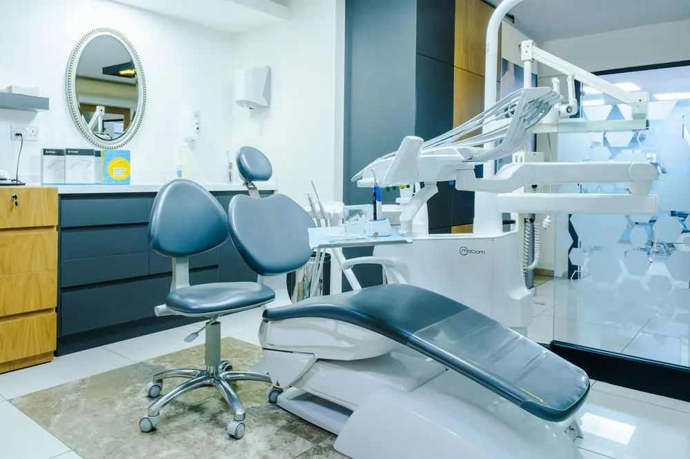 Treatment room with modern dental chair